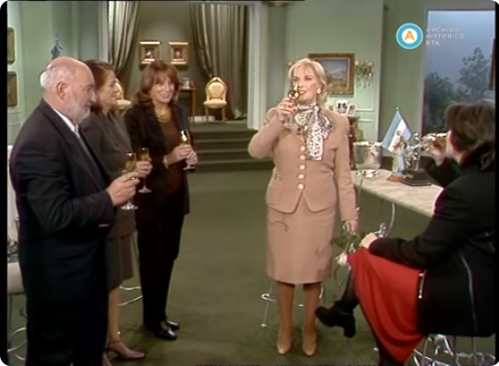 Almorzando con Mirtha Legrand