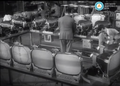 [Así se fabrica un televisor]