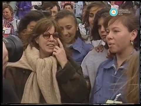 [Crudos para «Me gusta ser mujer»: en rescate de aves empetroladas]