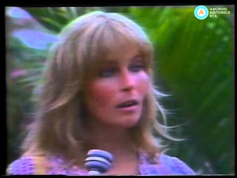 [Nota para 60 minutos: John y Bo Derek durante el rodaje de «Tarzán»] (incompleto)