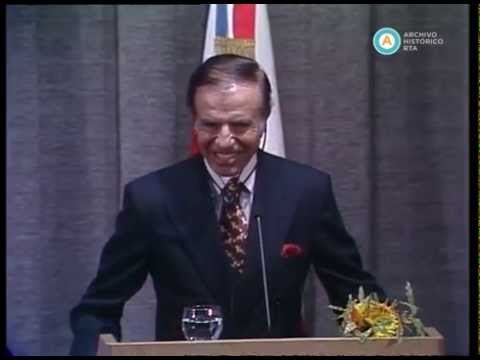 [Conferencia de prensa de Menem y el presidente checo Václav Havel]