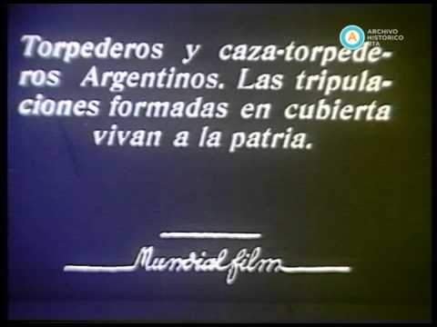[La Fragata Sarmiento en la Gran Revista Naval del Centenario]