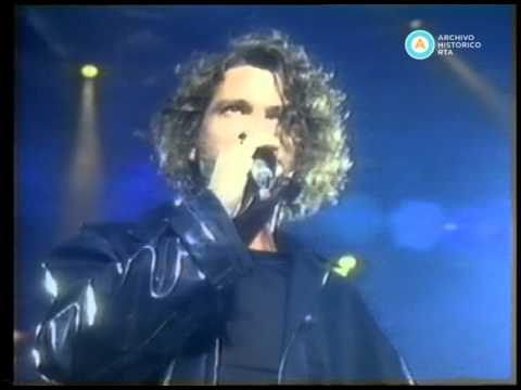 [INXS en Wembley, gira Live Baby Live]