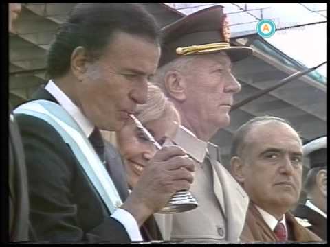 [Cadena nacional: Menem en desfile cívico-militar por el Día de la Independencia]