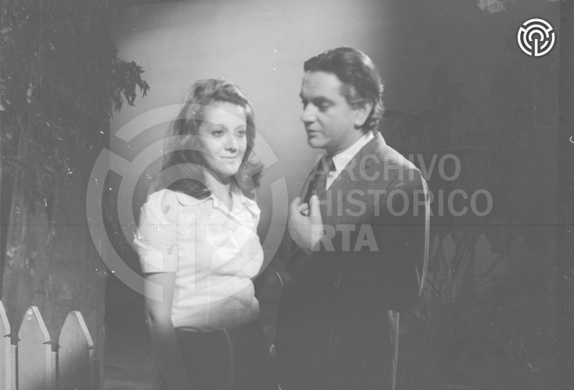 Serie: Coros/Orquestas/Cabildo/Actores/Locutores/Periodistas Canal 7 viejo