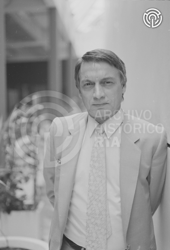 Serie: Gomez Fuentes