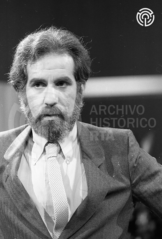 Serie: «Cable a tierra» Pepe Eliaschef [de origen, refiere a Eliaschev]