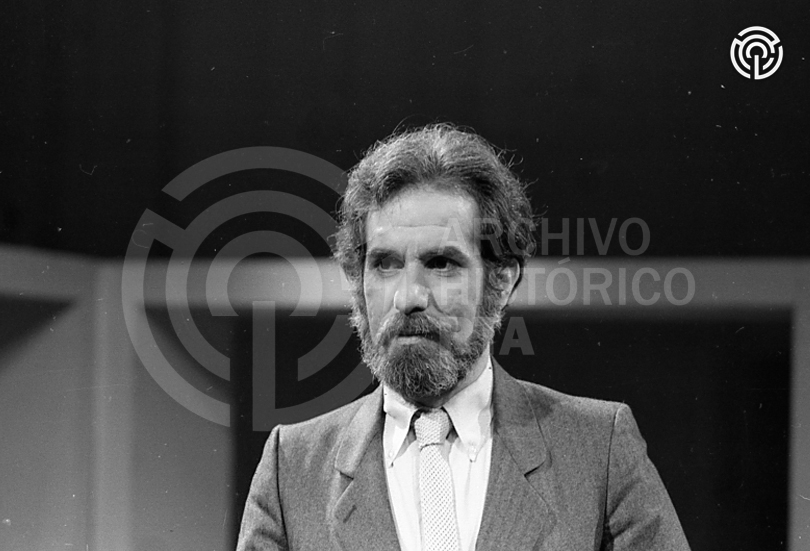 Serie: «Cable a tierra» Pepe Eliaschef [de origen, refiere a Eliaschev]