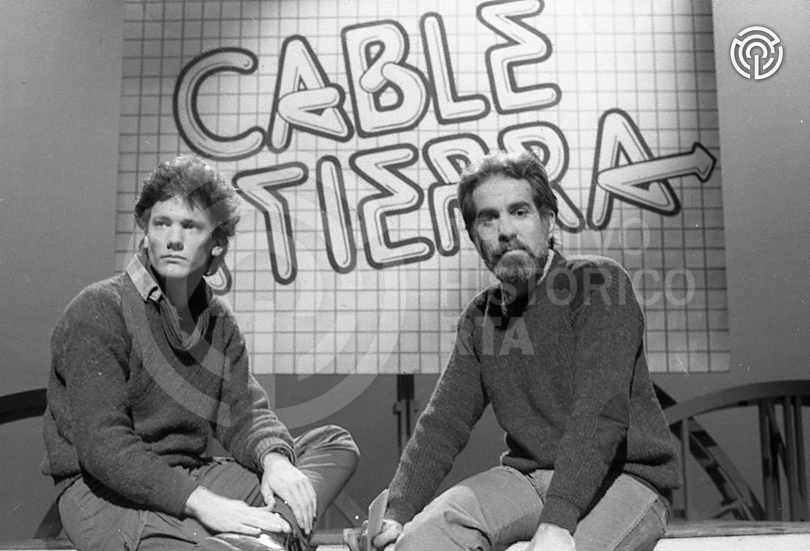 Serie: «Cable a tierra» Pepe Eliaschef [de origen, refiere a Eliaschev]