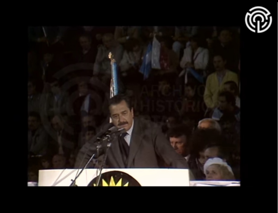 [Acto proselitista de la UCR en estadio de Ferrocarril Oeste] (incompleto)