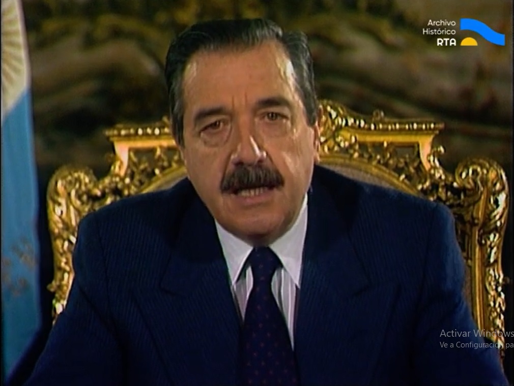 [Cadena nacional: Alfonsín convoca a votar en las elecciones presidenciales]