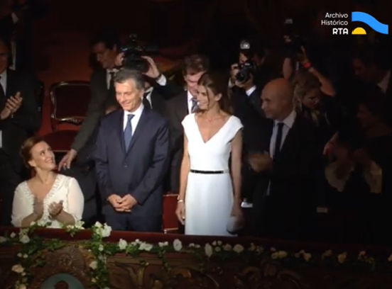 [Gala Presidencial en el Teatro Colón]
