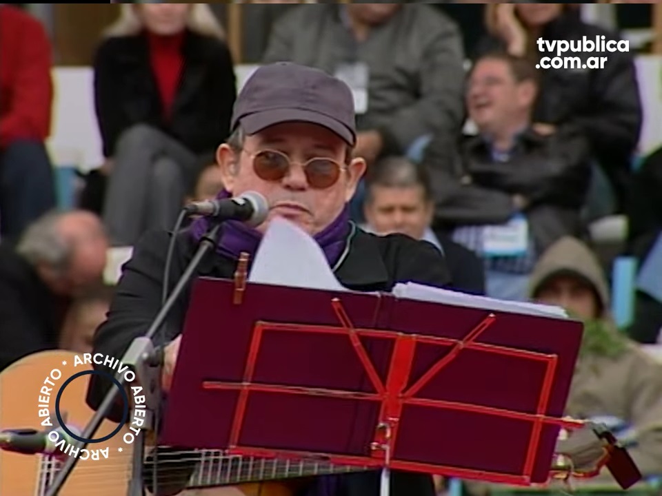 [Silvio Rodríguez en la Cumbre de los Pueblos]
