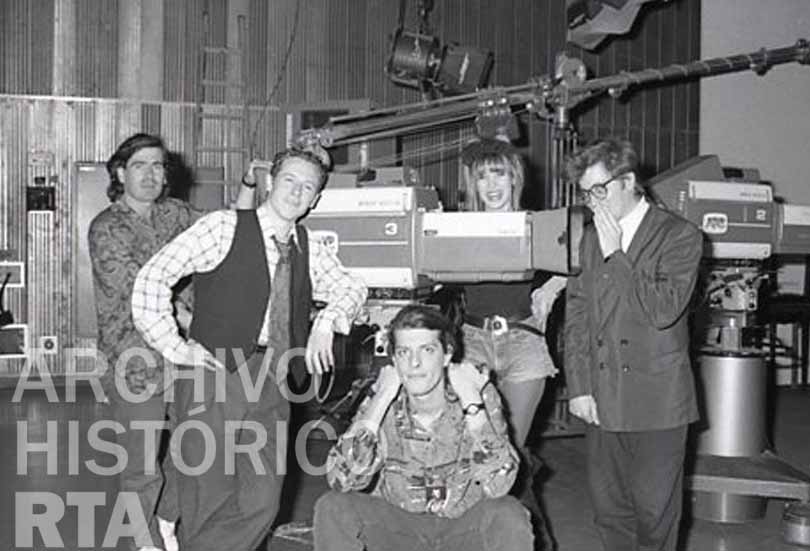 Serie: La TV Ataca