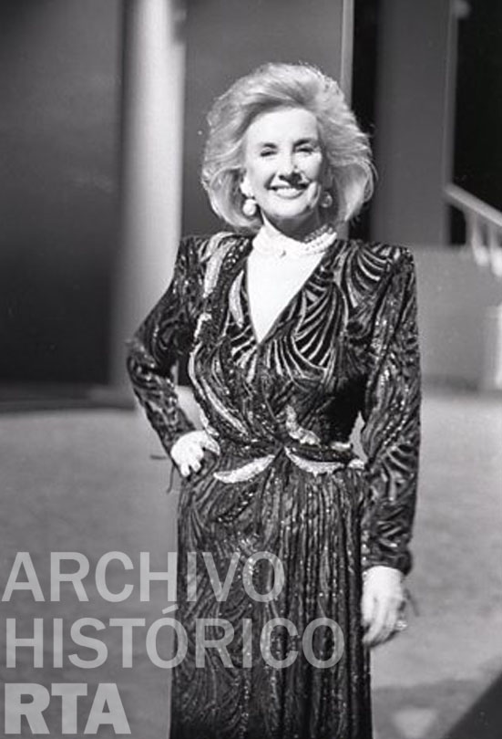 Serie: Presentación Mirtha Legrand