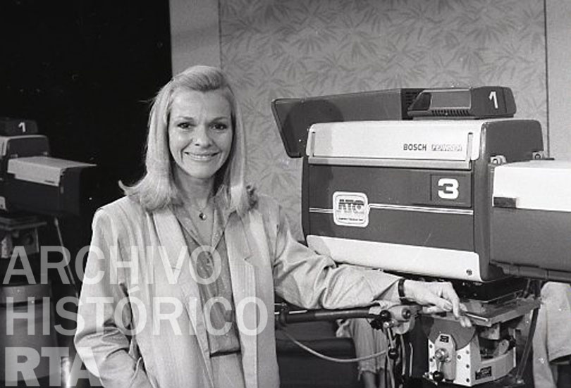 Serie: Programa Mujer Visión. Fernanda Mistral y Lucho Avilés.