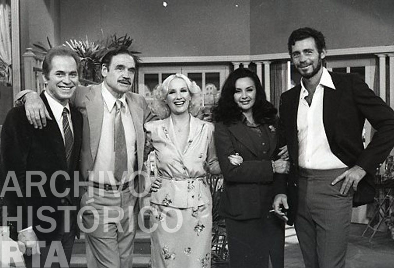 Serie: Almorzando con Mirtha Legrand