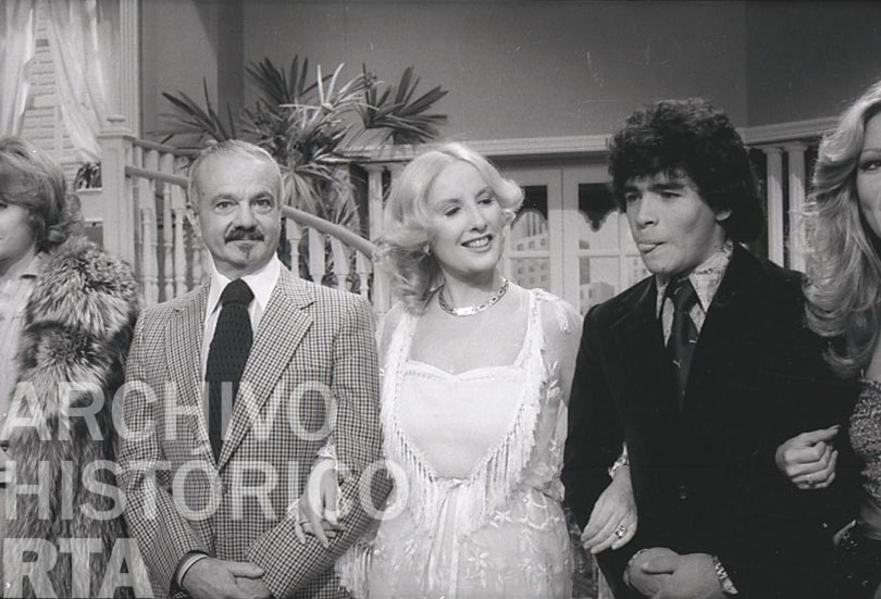 Serie: Almorzando con Mirtha Legrand