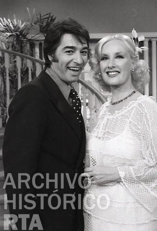 Serie: Almorzando con Mirtha Legrand