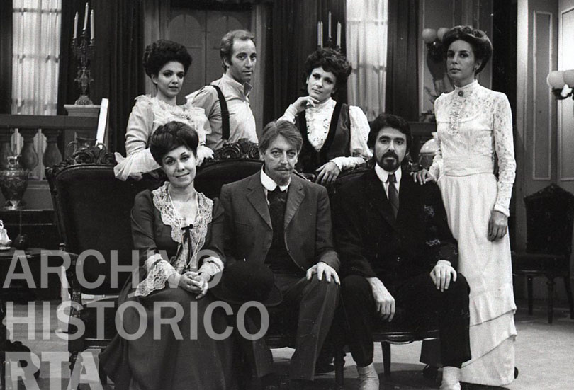 Serie: Teatro Argentino. Pasión De F. Sánchez. Carlos Muñoz y 1810.