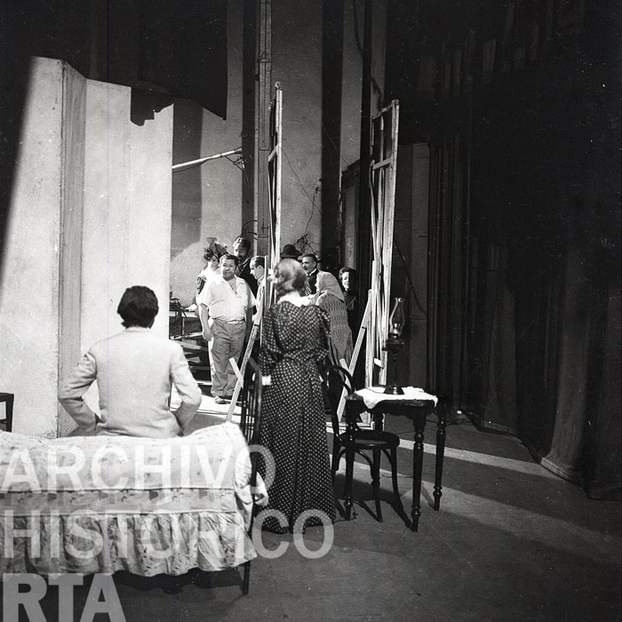 Serie: Teatro Argentino. Pasión De F. Sánchez. Carlos Muñoz y 1810.