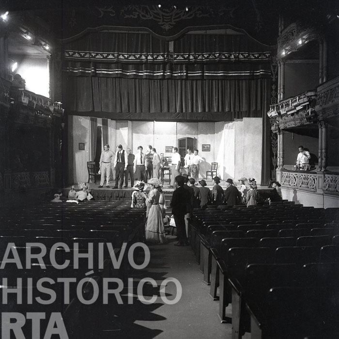 Serie: Teatro Argentino. Pasión De F. Sánchez. Carlos Muñoz y 1810.