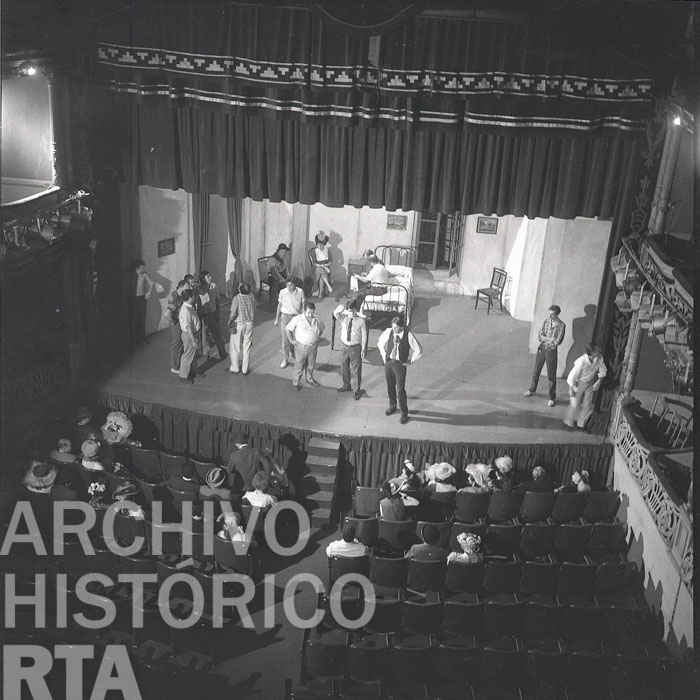 Serie: Teatro Argentino. Pasión De F. Sánchez. Carlos Muñoz y 1810.